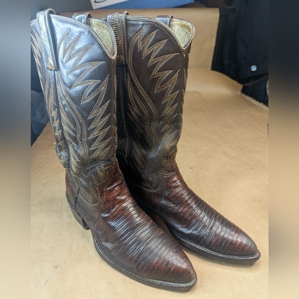 Dan Post men's sz 8D Exotic Genuine Brown Teju Lizard Classic Western cowboy boo
